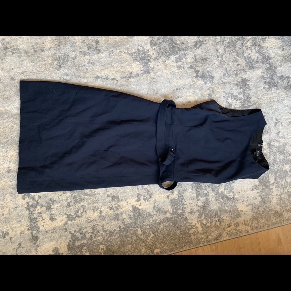 Theory navy belted suit dress